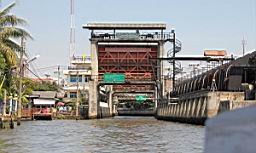 Chaopraya River Bangkok_3692.JPG